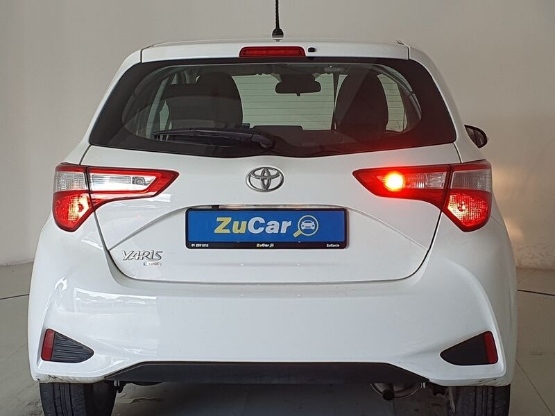 More views of Toyota Yaris