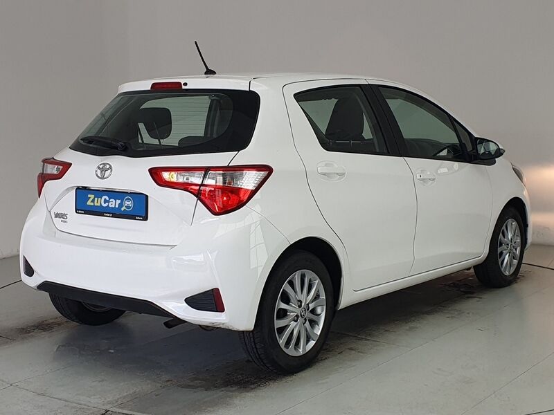 More views of Toyota Yaris