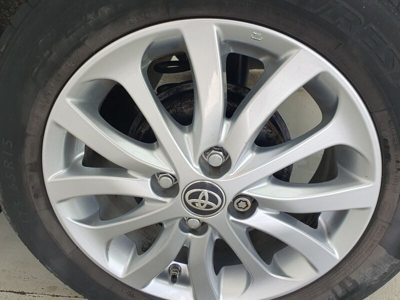 More views of Toyota Yaris
