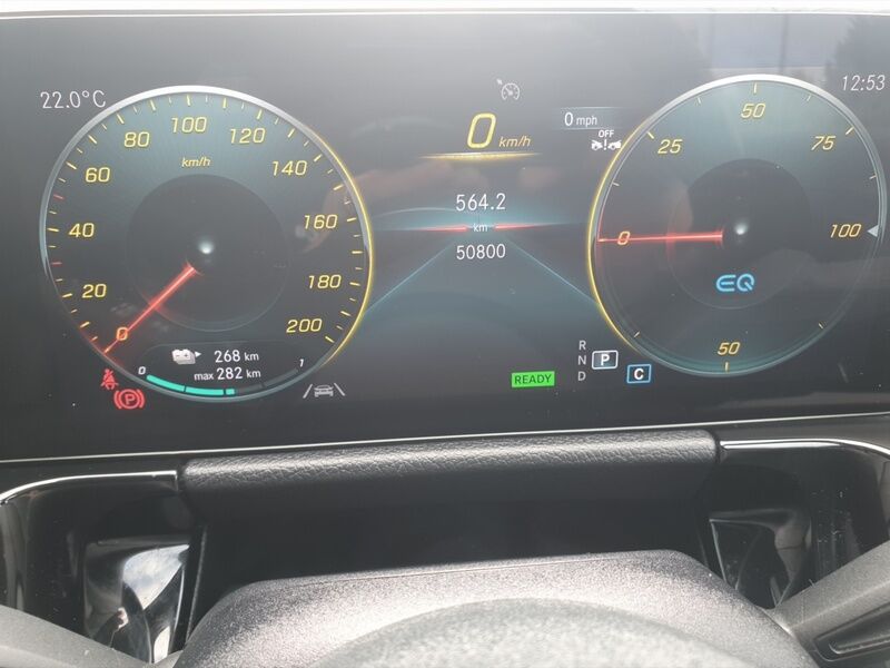 More views of Mercedes-Benz EQA