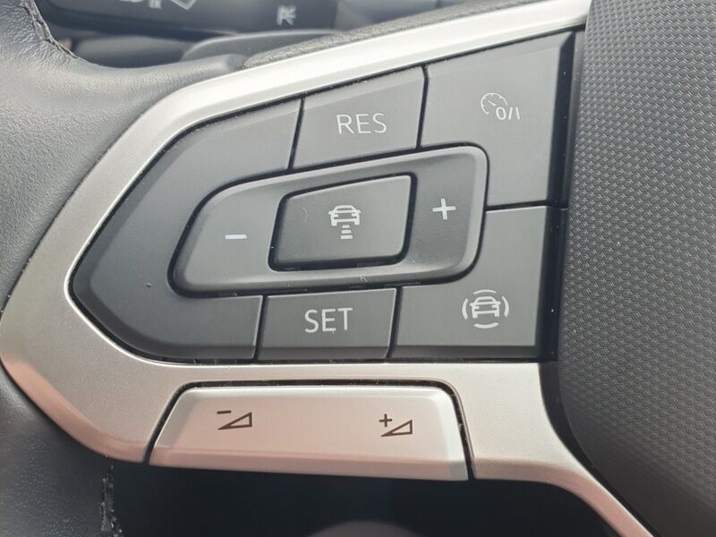 More views of Volkswagen T-Roc