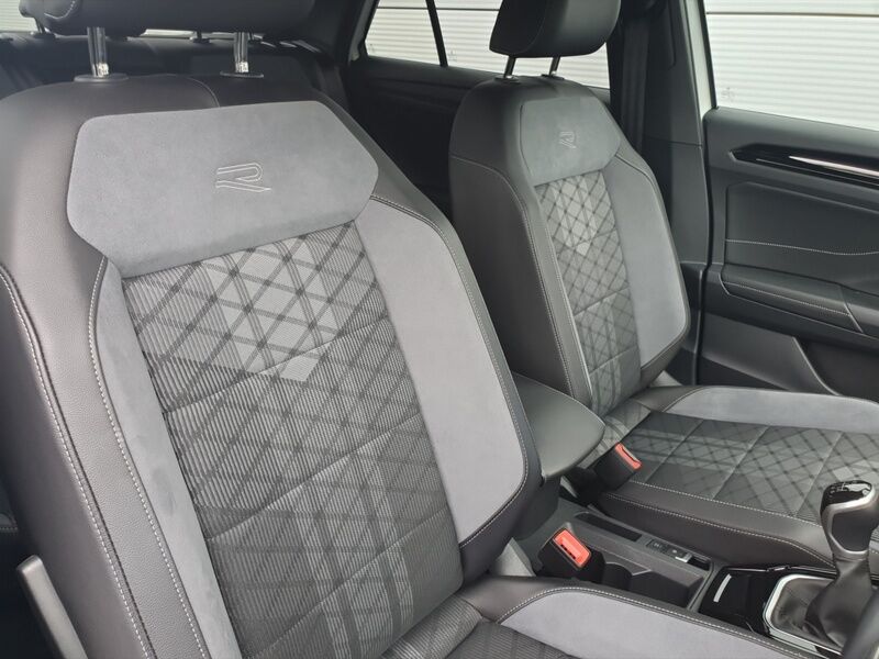More views of Volkswagen T-Roc