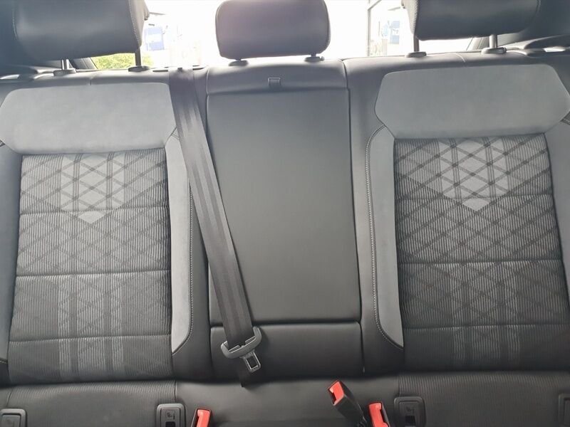 More views of Volkswagen T-Roc