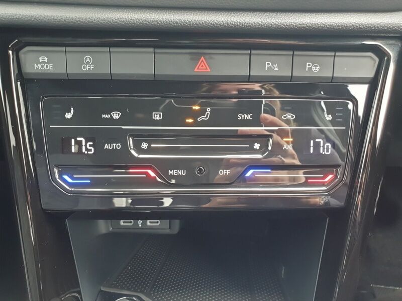 More views of Volkswagen T-Roc
