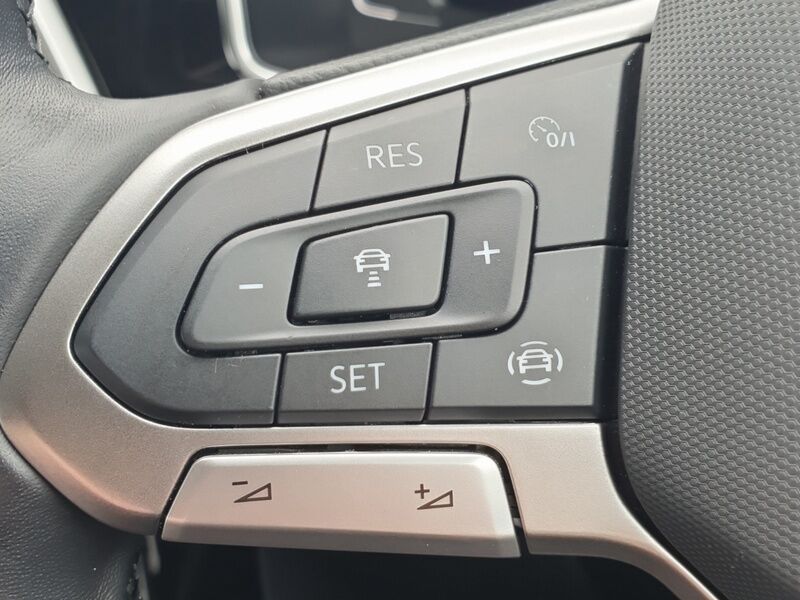 More views of Volkswagen T-Roc