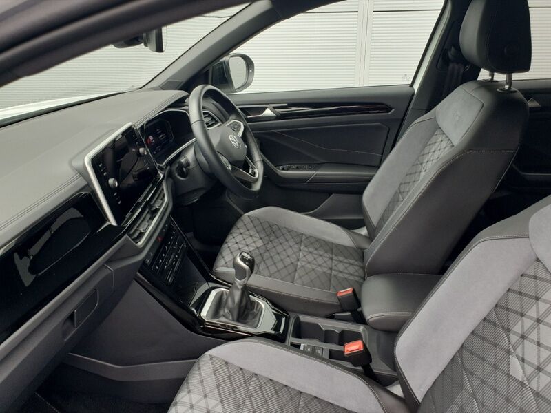 More views of Volkswagen T-Roc