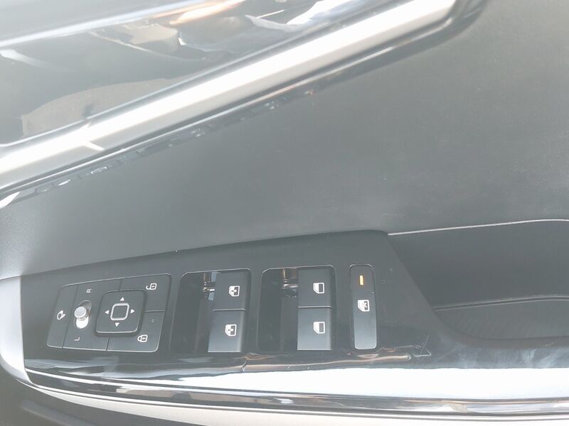 More views of Kia EV6