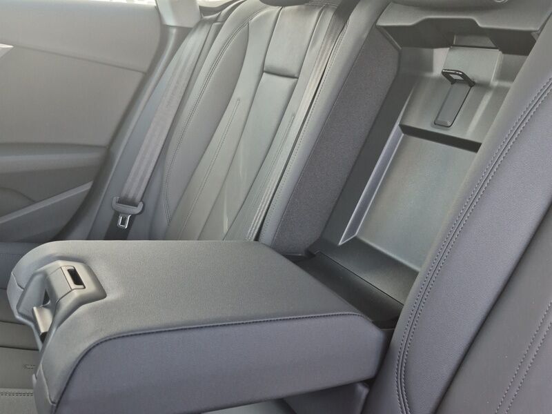 More views of Audi A5