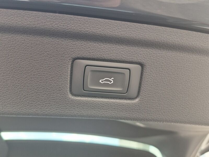More views of Audi A5