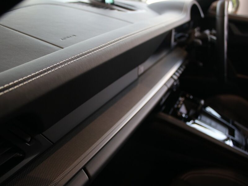 More views of Porsche 911