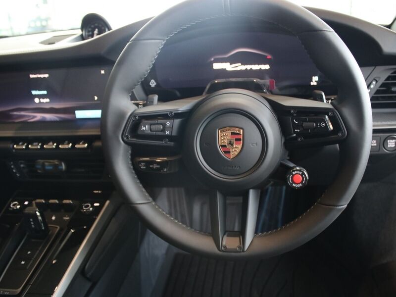 More views of Porsche 911