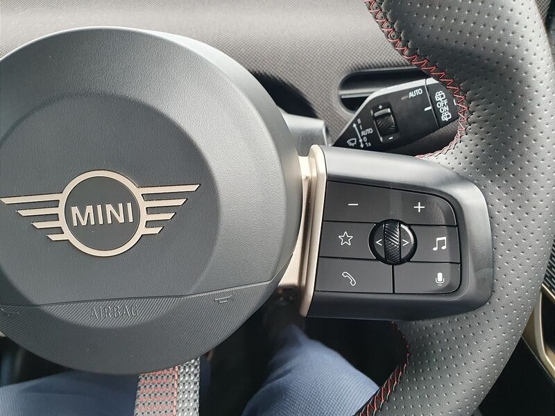 More views of Mini Cooper