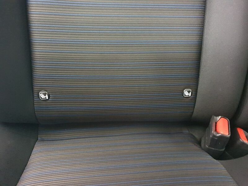 More views of Nissan Leaf