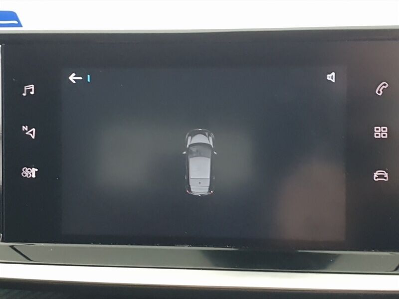More views of Peugeot 208