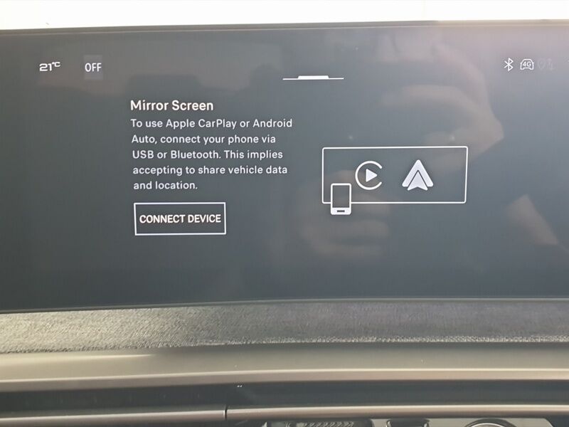 More views of Peugeot 5008