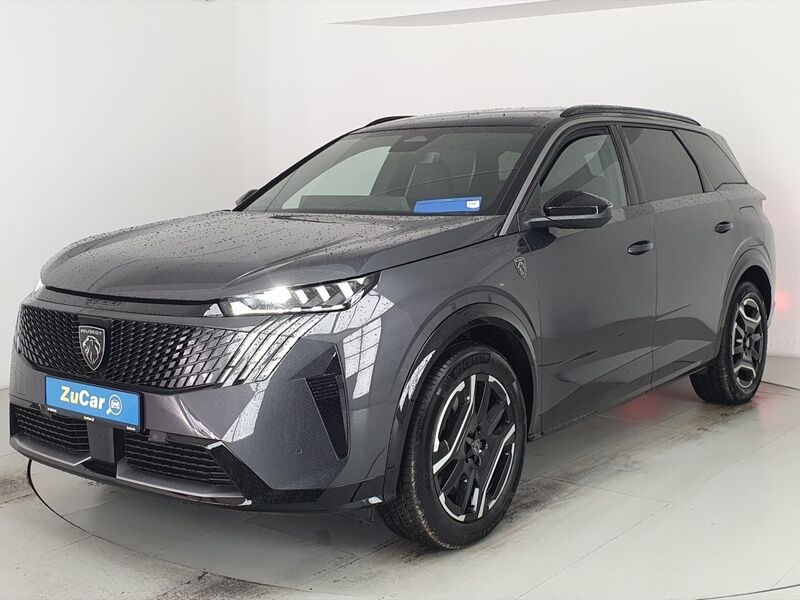 More views of Peugeot 5008