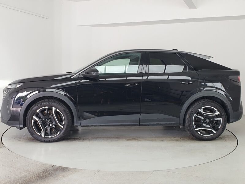 More views of Peugeot 3008