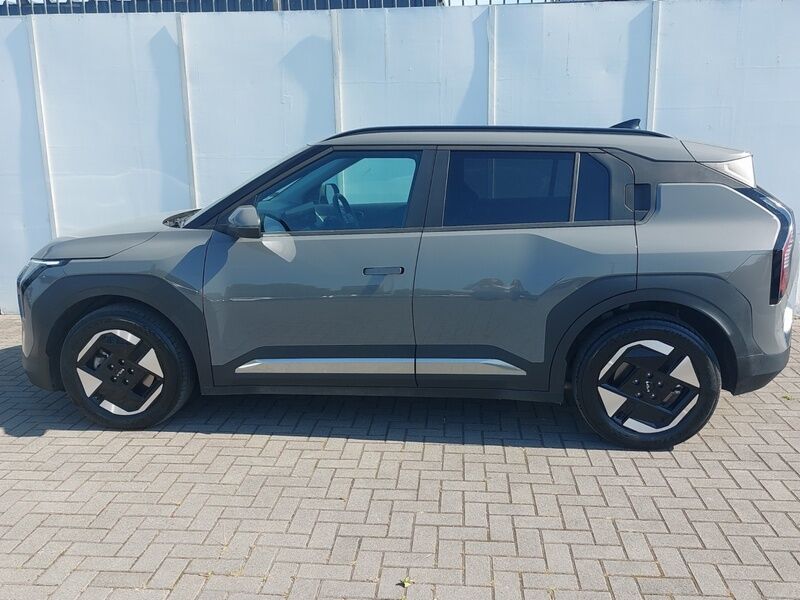 More views of Kia EV3
