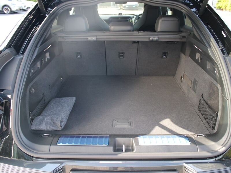 More views of Porsche Cayenne