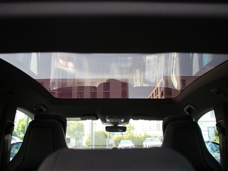 More views of Porsche Cayenne