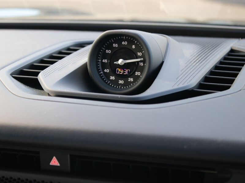 More views of Porsche Cayenne