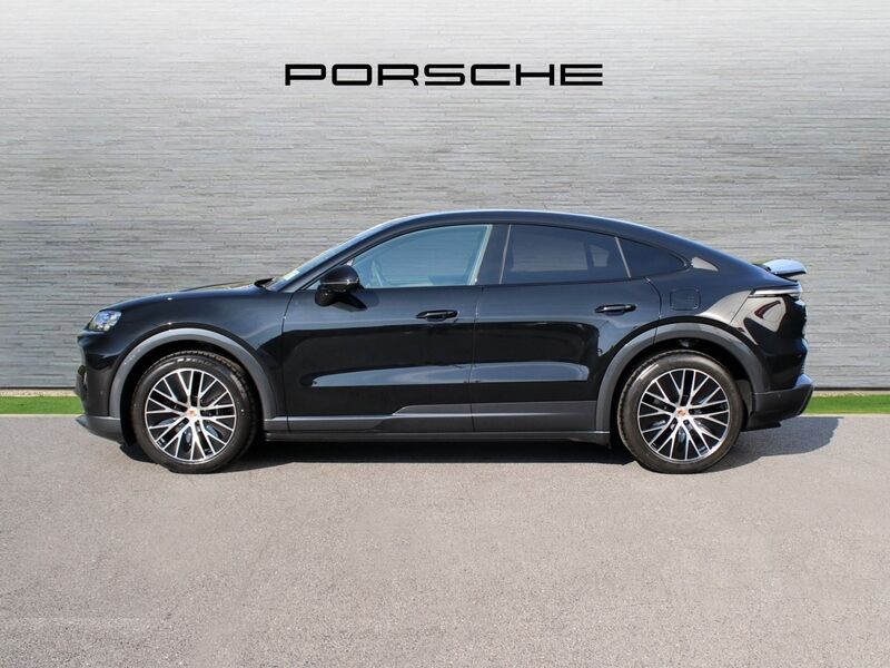 More views of Porsche Cayenne