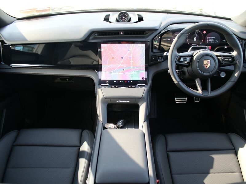 More views of Porsche Cayenne