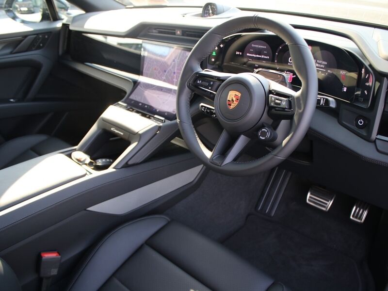 More views of Porsche Cayenne