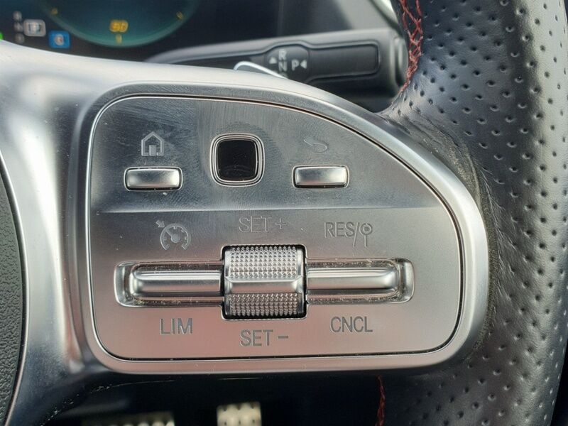More views of Mercedes-Benz EQA