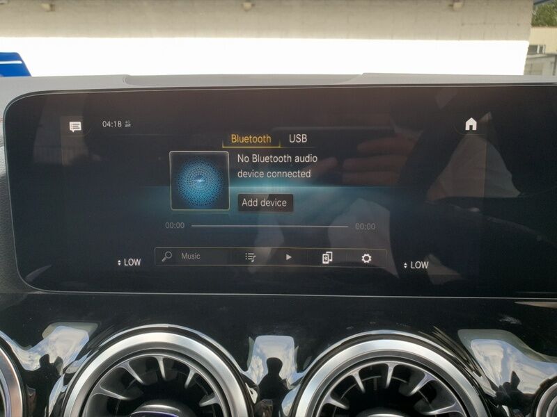 More views of Mercedes-Benz EQA