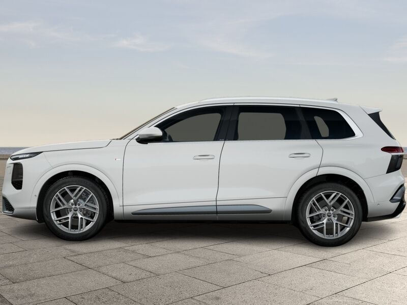 More views of Audi Q7
