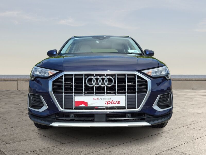 More views of Audi Q3