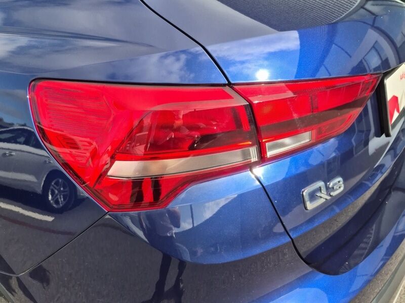 More views of Audi Q3