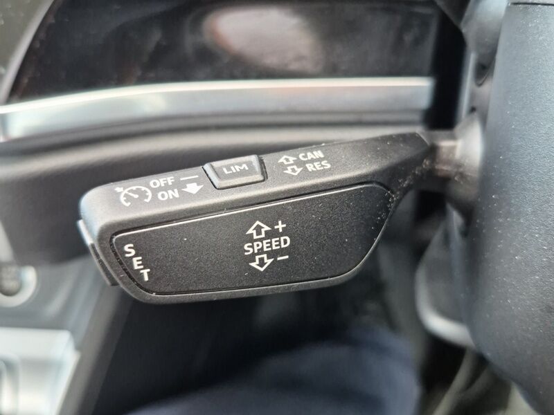 More views of Audi Q3