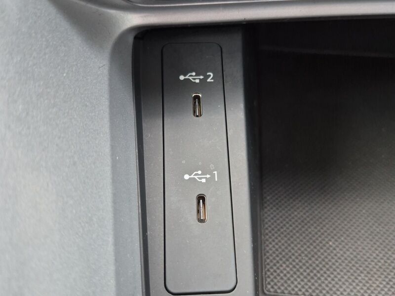 More views of Audi Q3