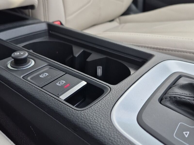 More views of Audi Q3