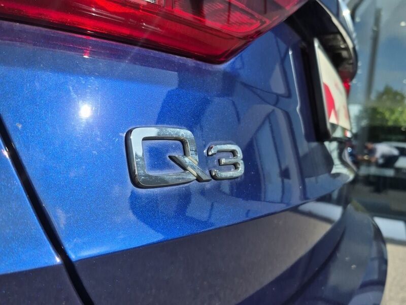More views of Audi Q3