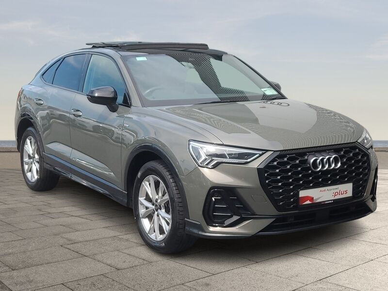 More views of Audi Q3