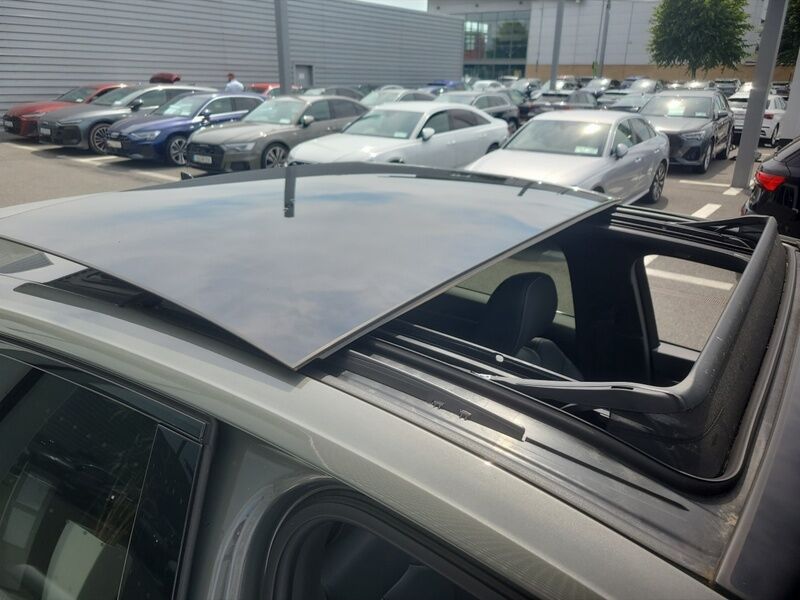 More views of Audi Q3