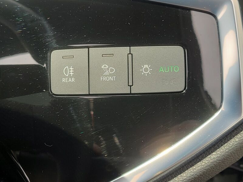 More views of Audi Q3