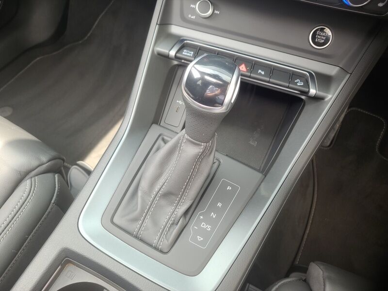 More views of Audi Q3