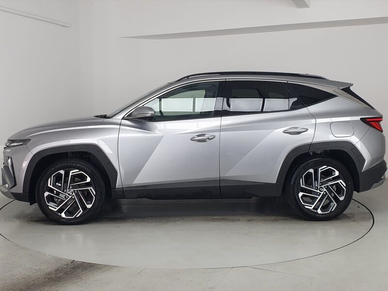 More views of Hyundai Tucson
