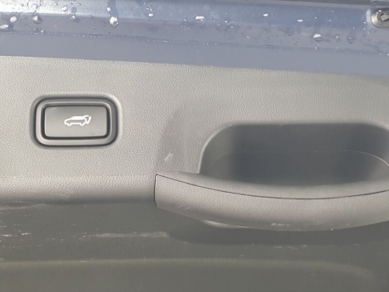 More views of Hyundai Tucson