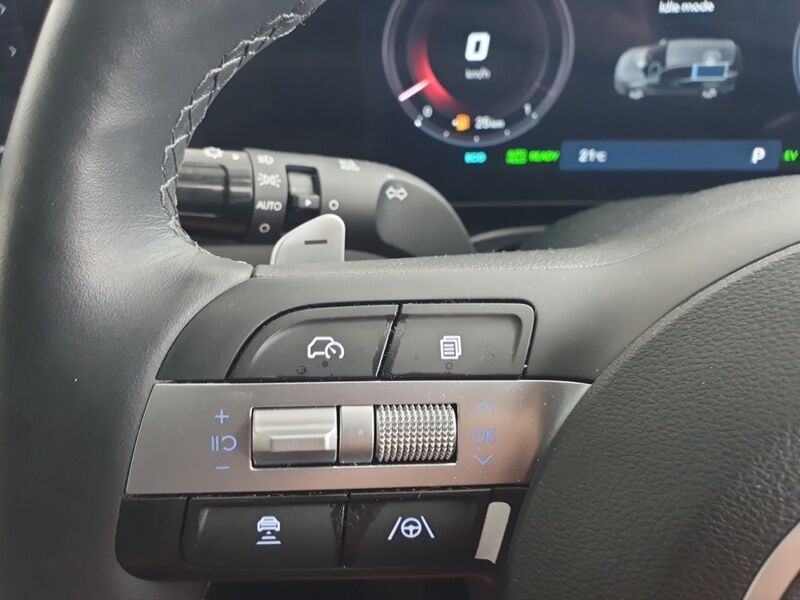 More views of Hyundai Tucson