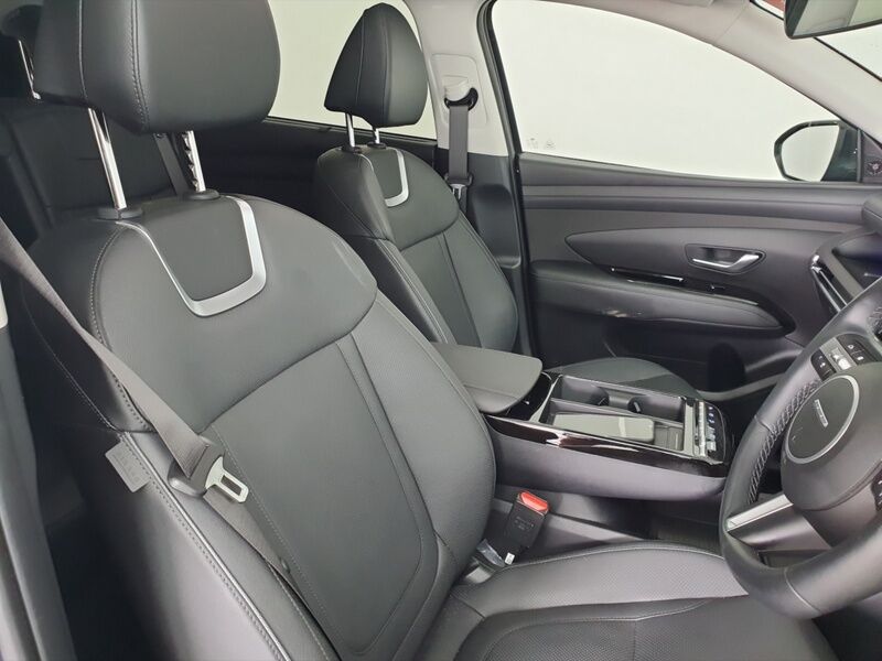 More views of Hyundai Tucson
