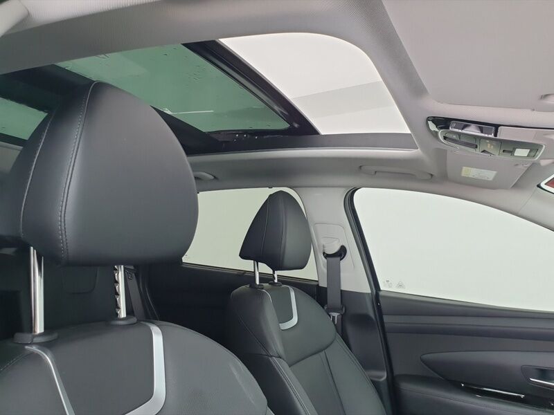 More views of Hyundai Tucson