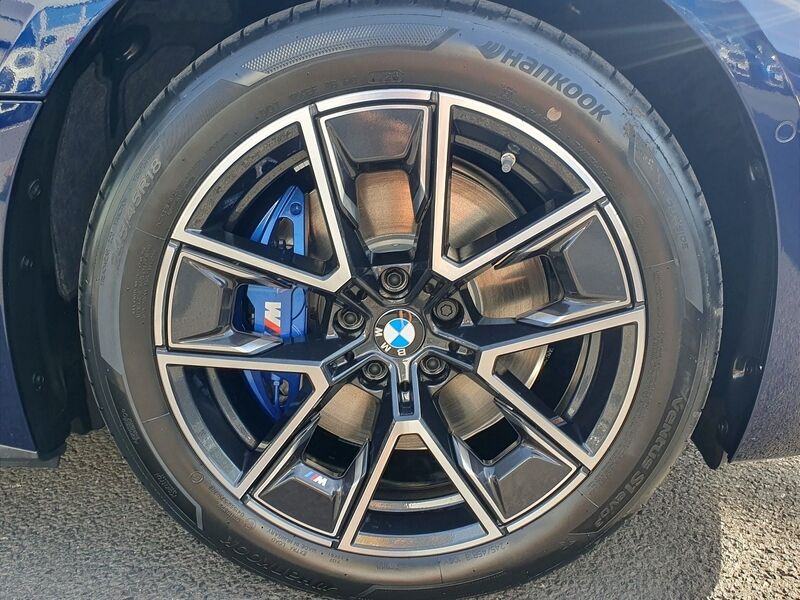 More views of BMW i4