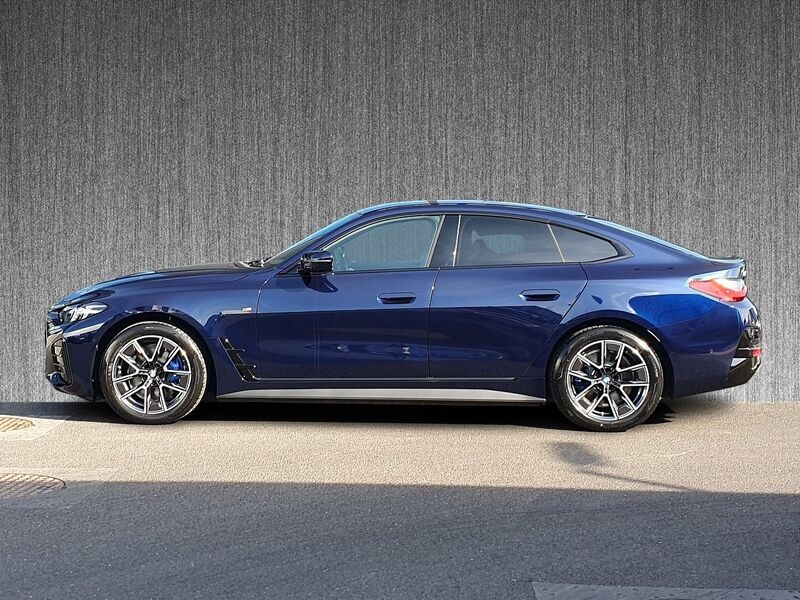 More views of BMW i4