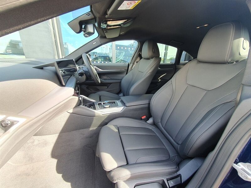 More views of BMW i4