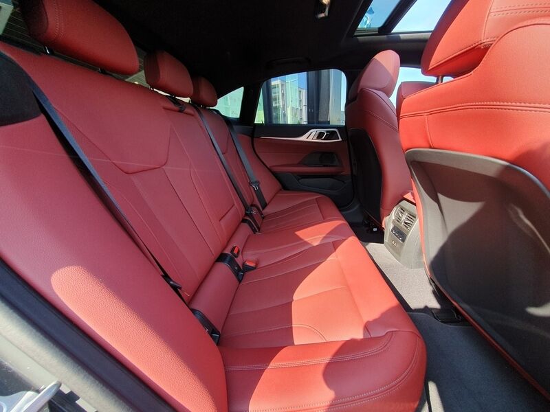 More views of BMW i4